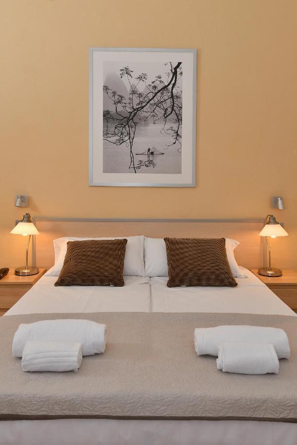 Hotel Butterfly มอนเตกาตินี แตร์เม ภายนอก รูปภาพ