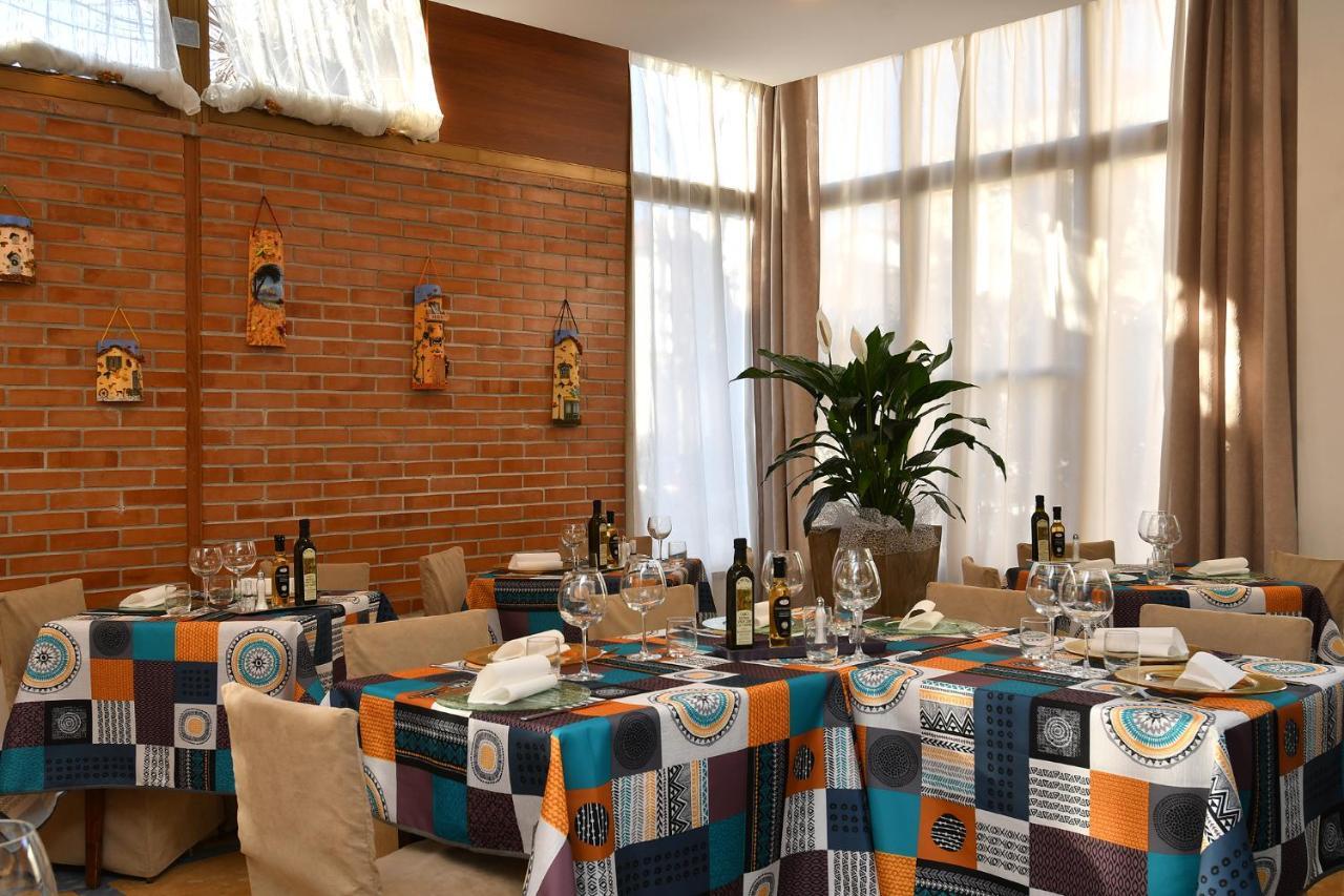 Hotel Butterfly มอนเตกาตินี แตร์เม ภายนอก รูปภาพ