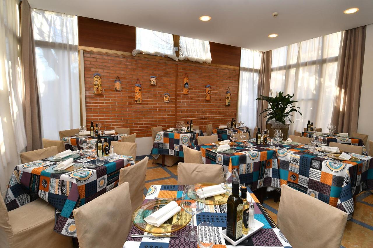 Hotel Butterfly มอนเตกาตินี แตร์เม ภายนอก รูปภาพ
